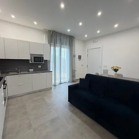 Velu Apartman Porto Viro