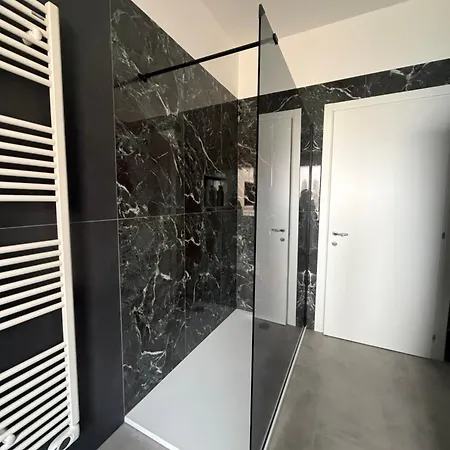 Velu Apartman *